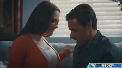 Firaisana ara-nofo miaraka amin'ny reny tsara busty